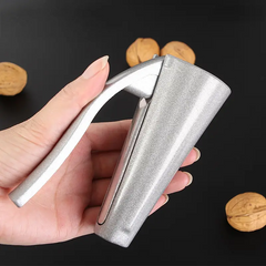 🌰【Cumpără 1, primești 1 gratuit】Instrument multifuncțional pentru decojit nuci
